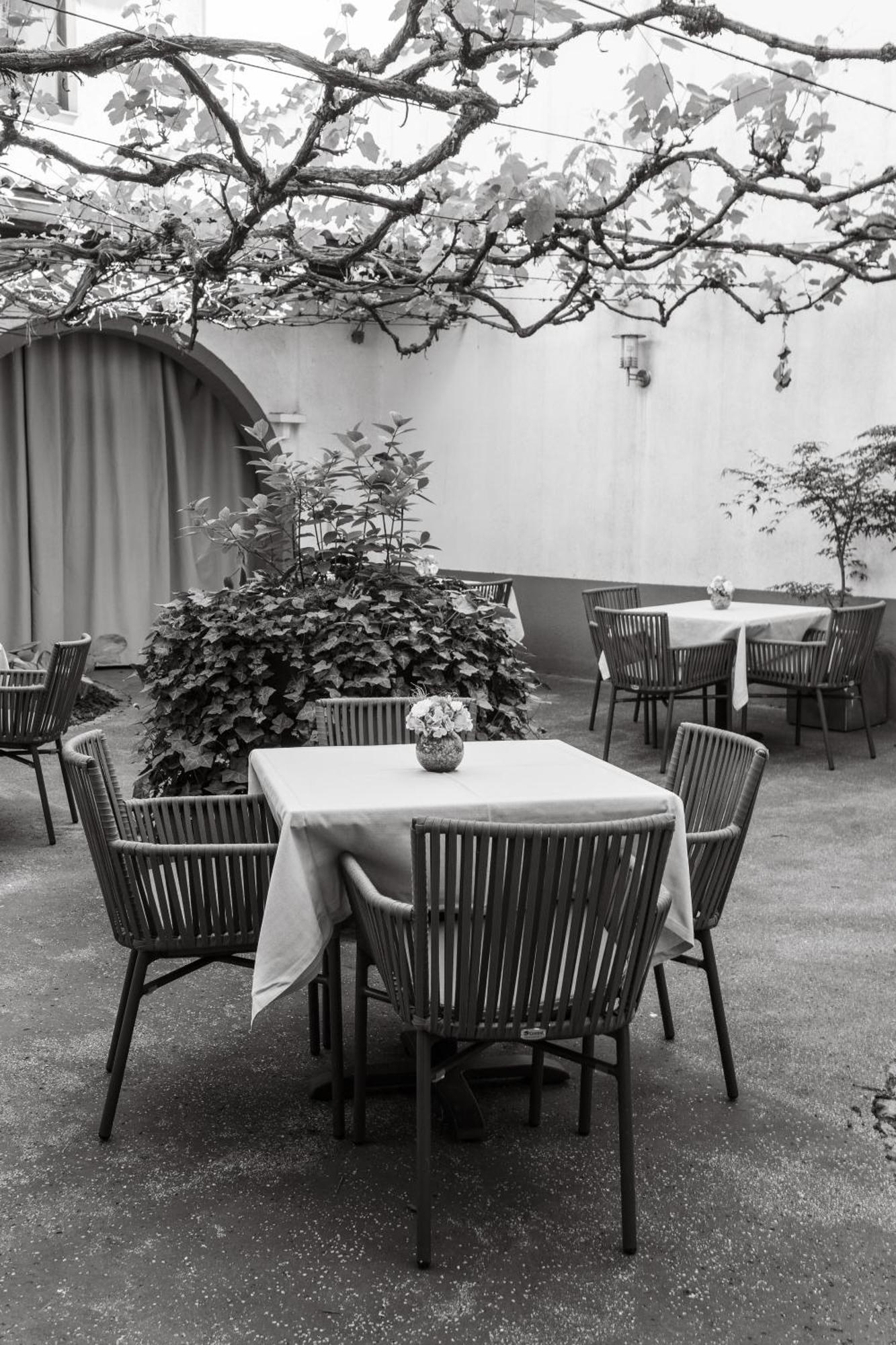 Hotel Mrak Lublaň Exteriér fotografie
